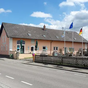 Maison d'hôtes Nesthocker Café-snackbar-pension-bauwagencamp, Offingen